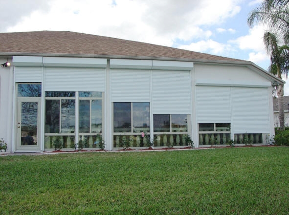 TOMA - Hurricane Shutters Aluminium Accordion Folding Shutters for Outside windows and Doors