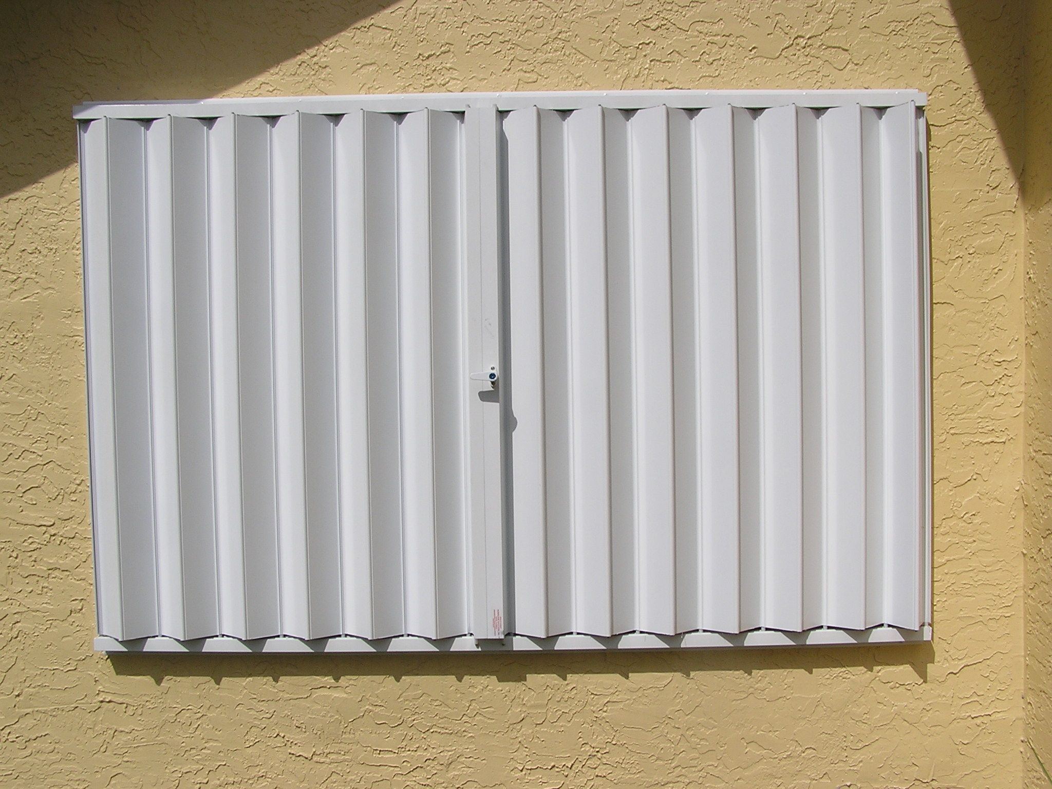 TOMA - Hurricane Shutters Aluminium Harmonika Foldeskodder til Udendørs Vinduer og Døre
