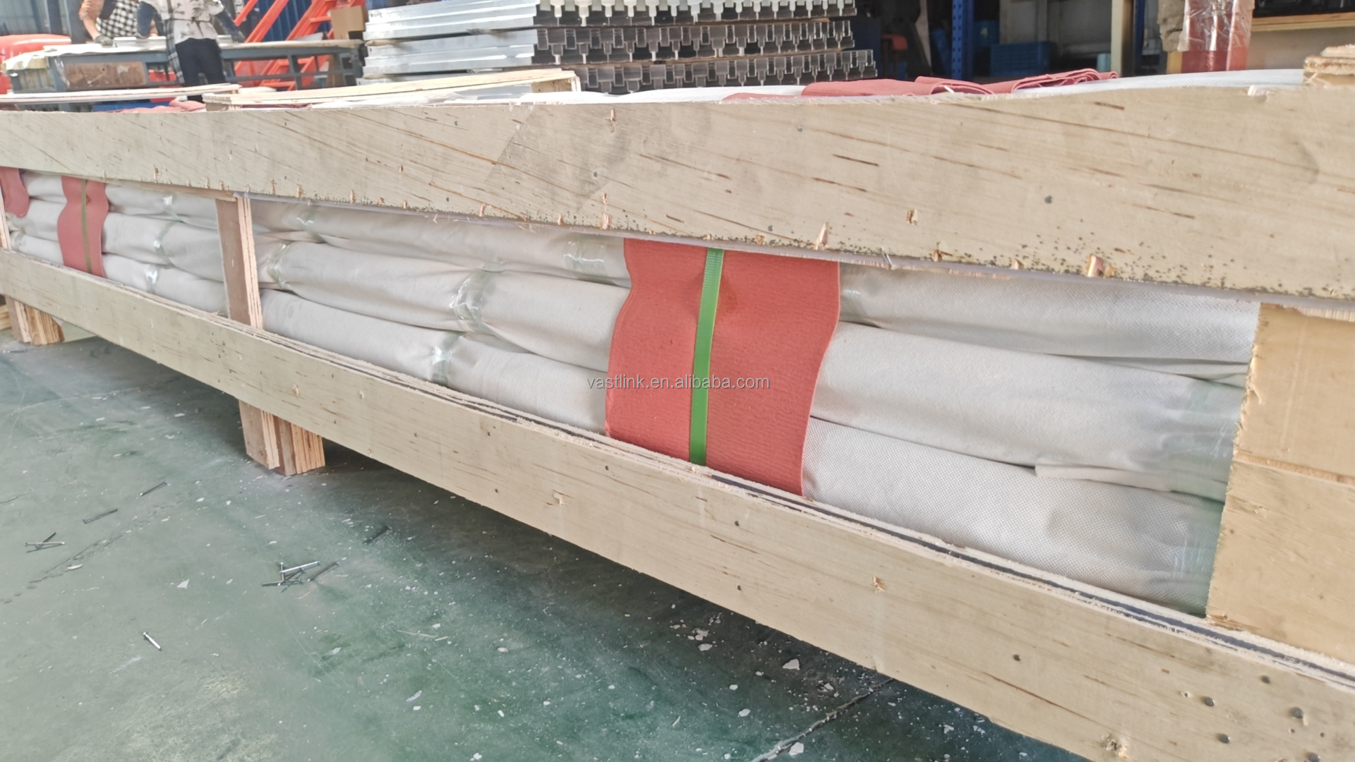 Ekstruderede aluminiumsprofiler transport